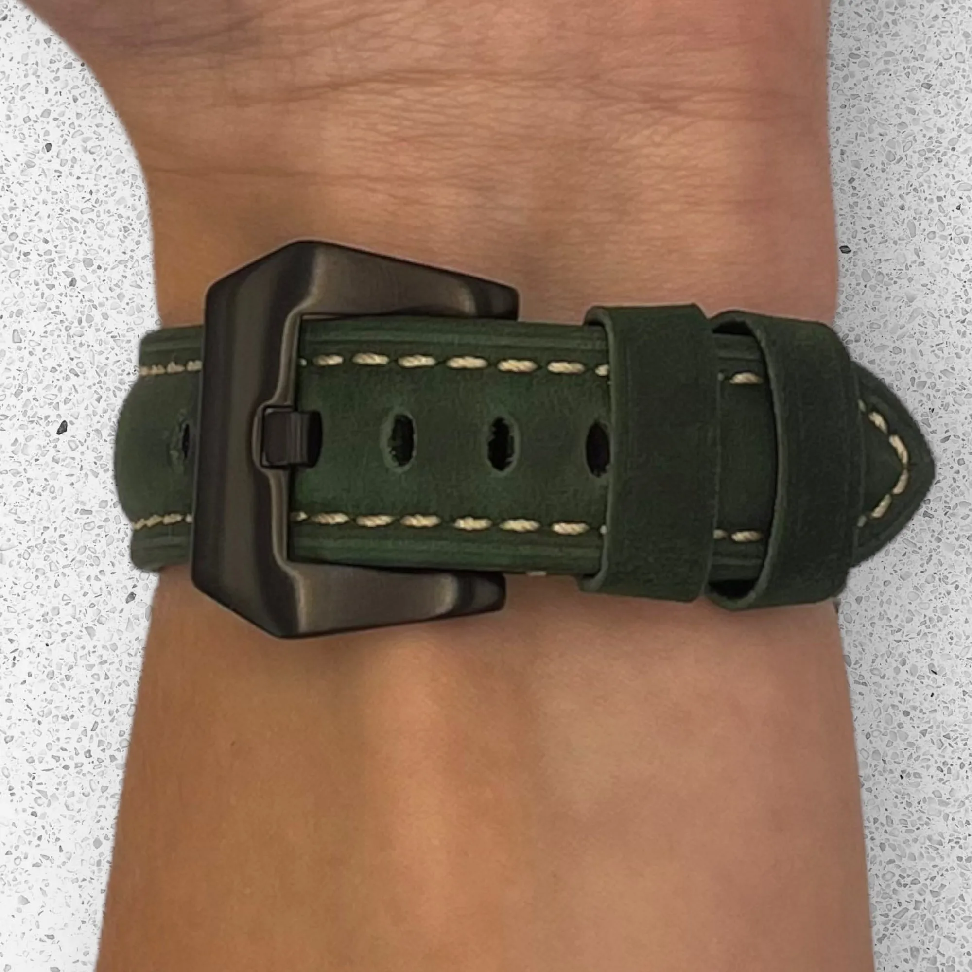 Retro Leather Straps Compatible with the Polar Vantage M